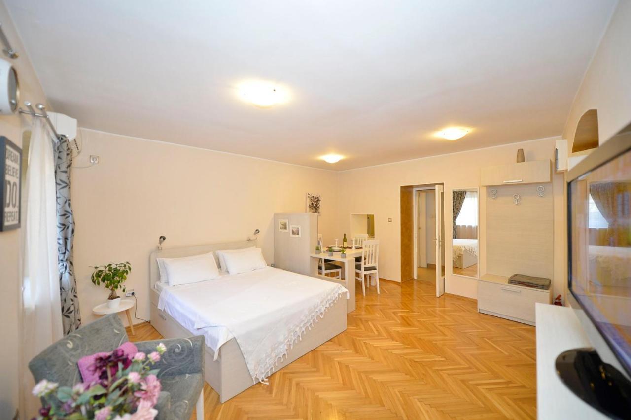 Apartment Filip Kotor Exterior foto